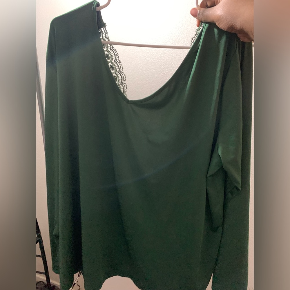 Green blouse with Crossed back